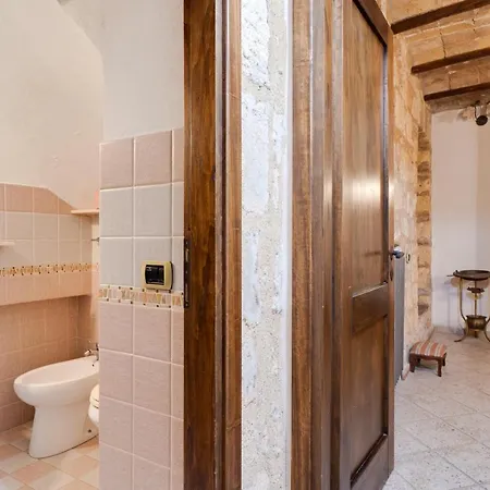 La Casa Dell' Etrusco Tarquinia